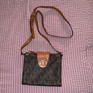 Michael Kors Cross Body Bag